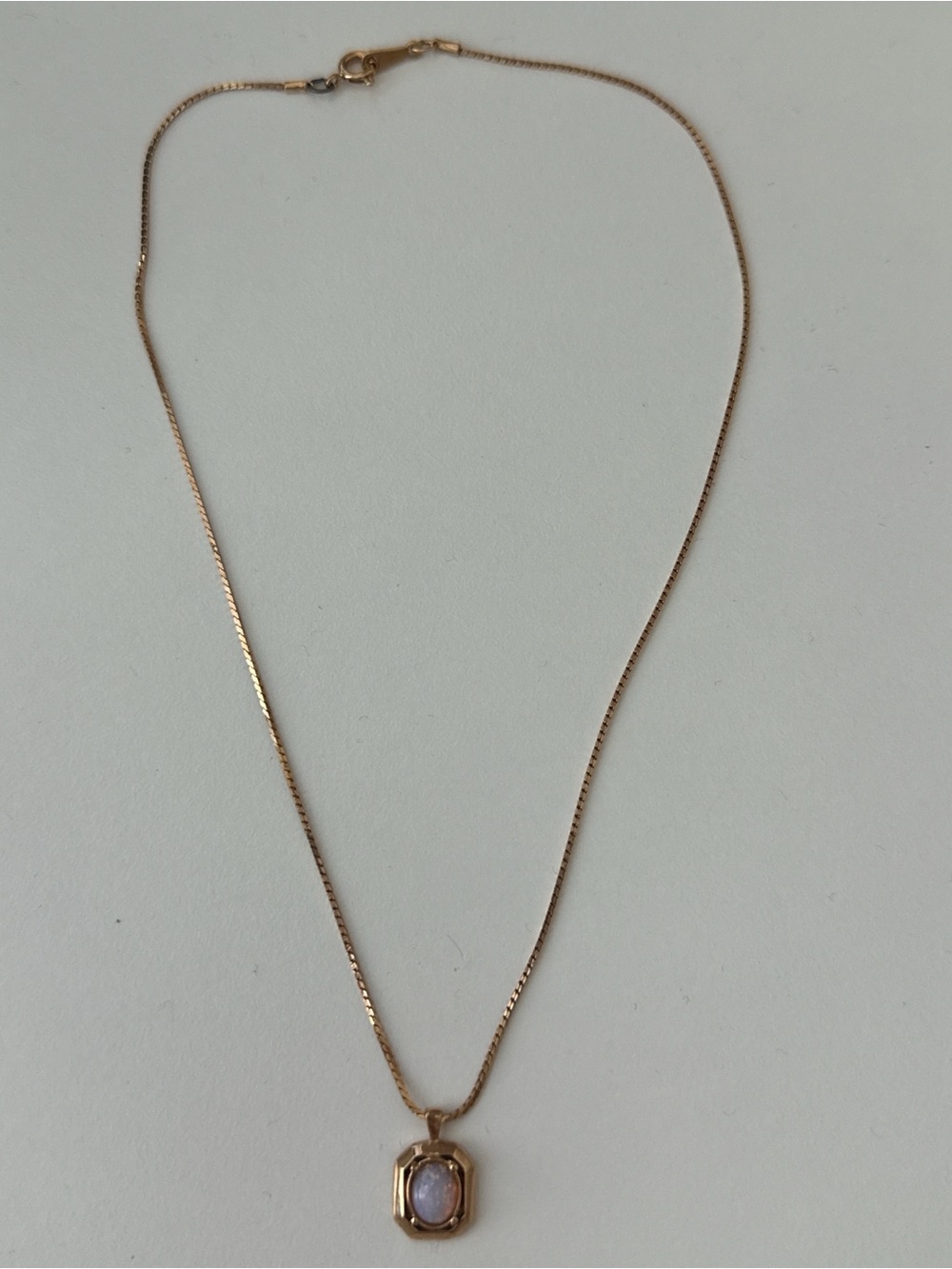 Avon fire opal Gold tone necklace